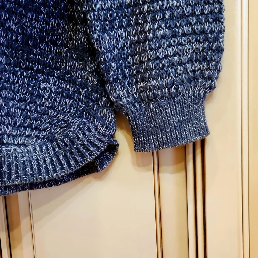Sweater - Picture 3 of 5